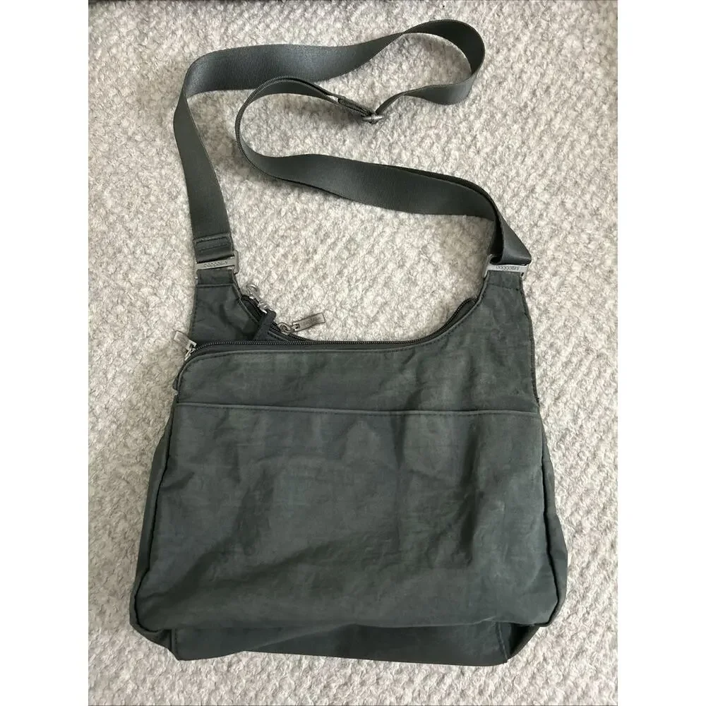 Baggallini Crossbody Bag Gray Travel Organizer Multi Pocket Purse